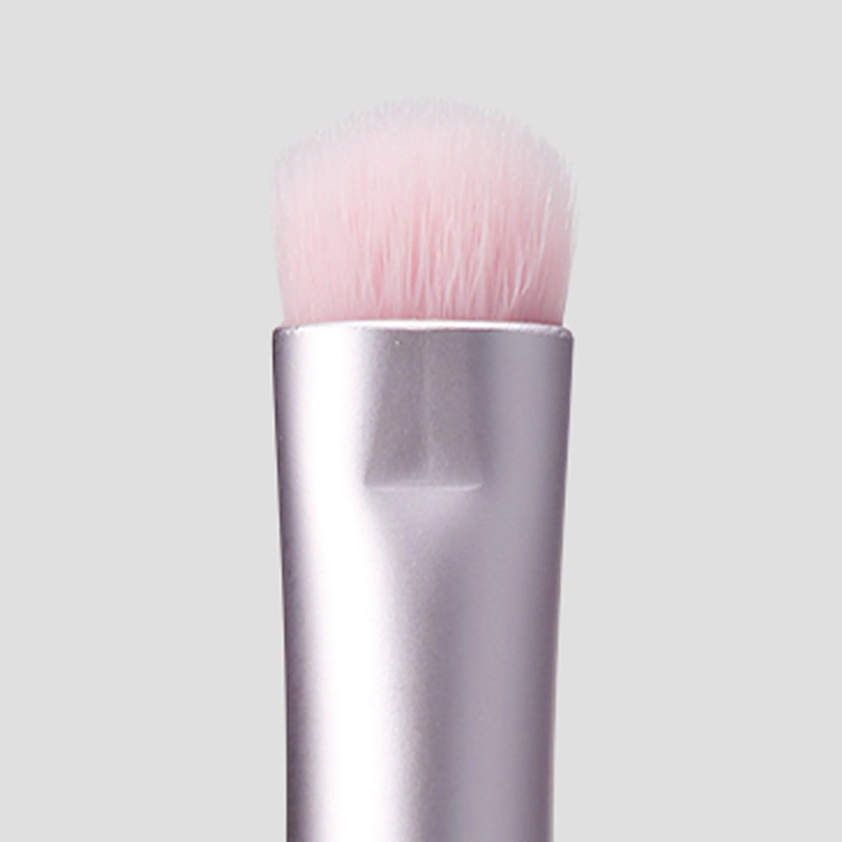 Eyeshadow Shader Brush 06